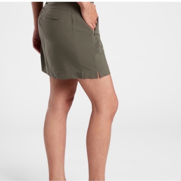 Athleta Soho Skort Size 26 NEW WITH TAGS Olive Green - Picture 2 of 4
